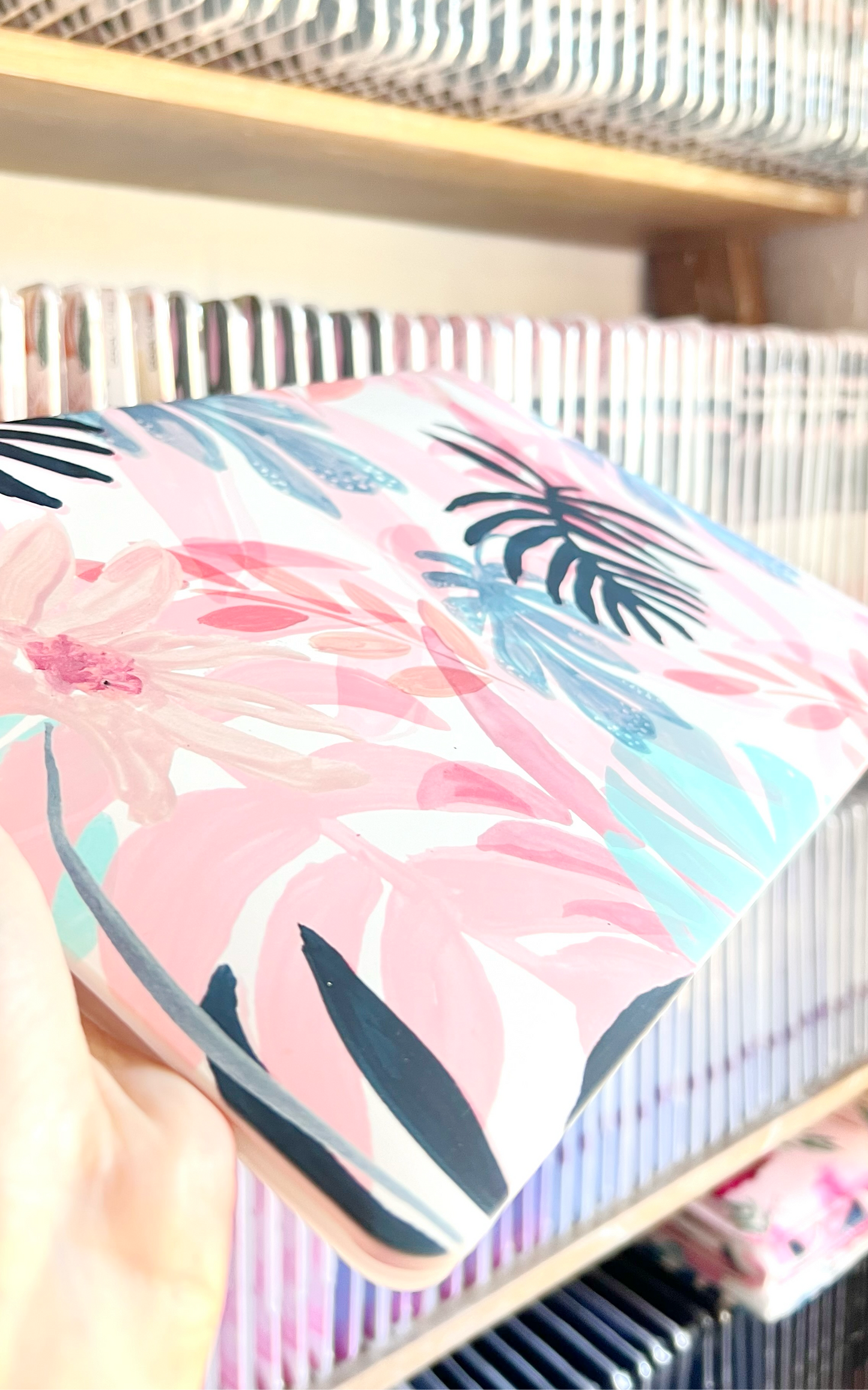 CARCASA MACBOOK® 13” RED LEAVES