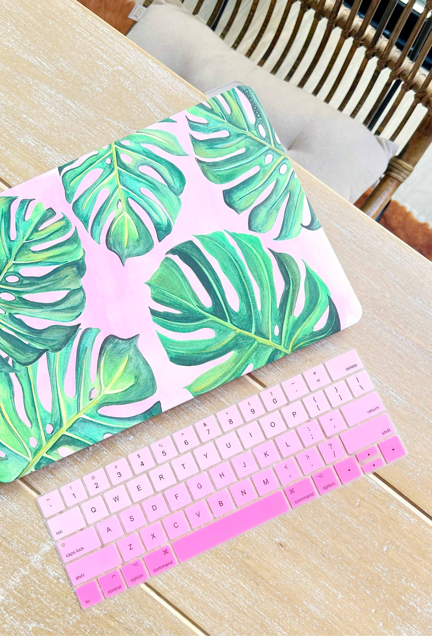 CARCASA MACBOOK® CASE 13” HOJAS VERDES