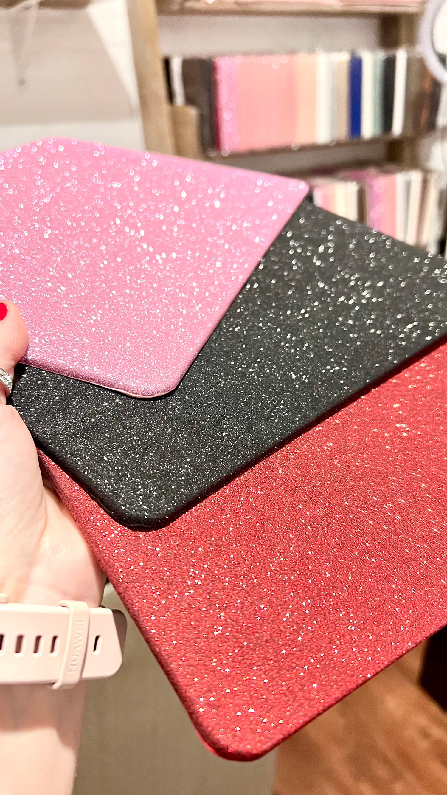 GLITTER 13”